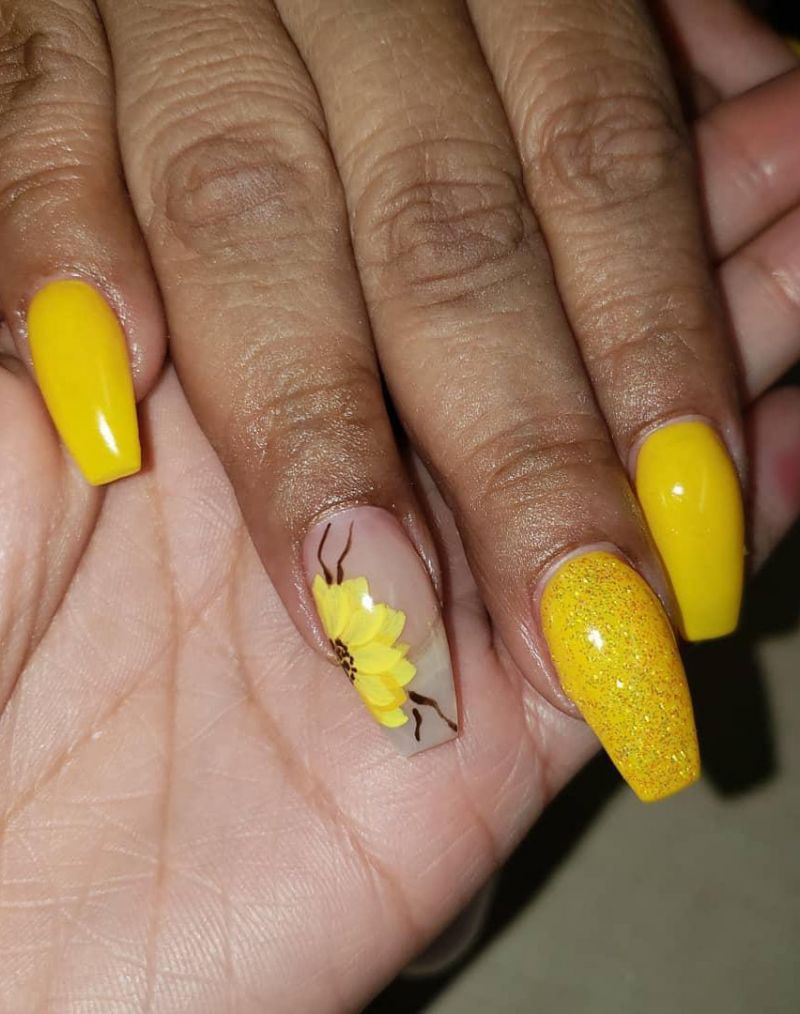 60 Pretty Yellow Acrylic Coffin Nails to Express Your Personality