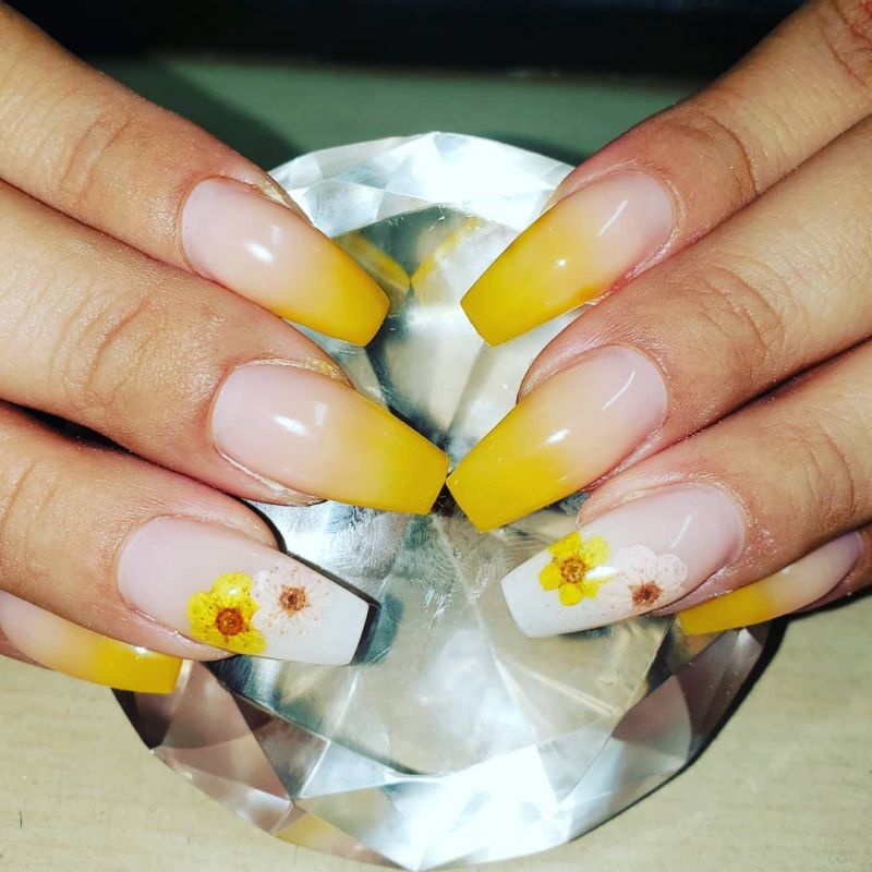 60 Pretty Yellow Acrylic Coffin Nails to Express Your Personality