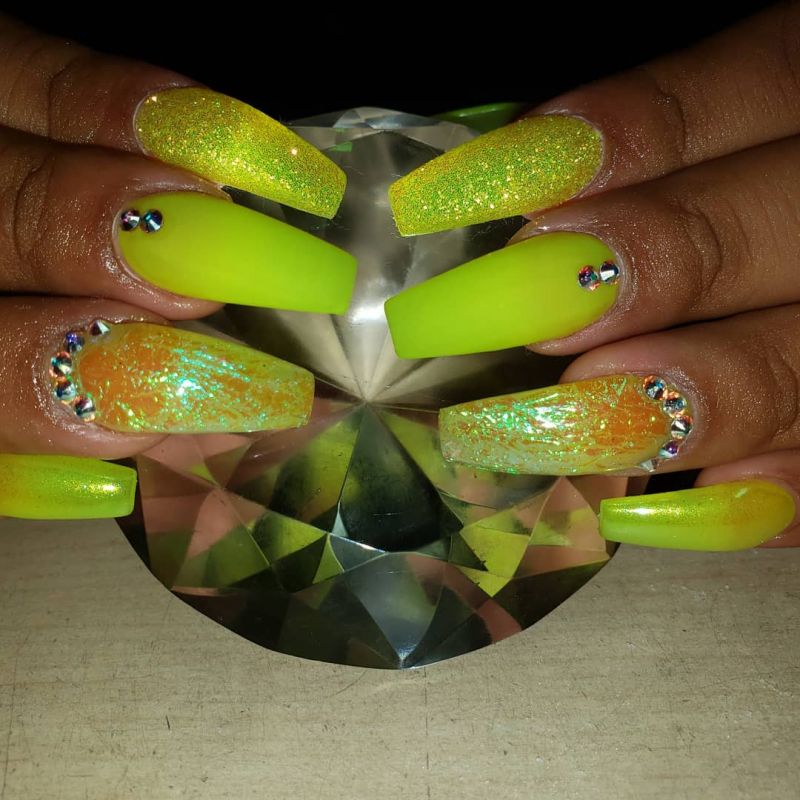 60 Pretty Yellow Acrylic Coffin Nails to Express Your Personality