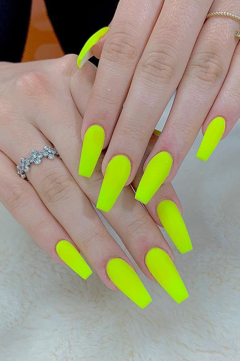 60 Pretty Yellow Acrylic Coffin Nails to Express Your Personality