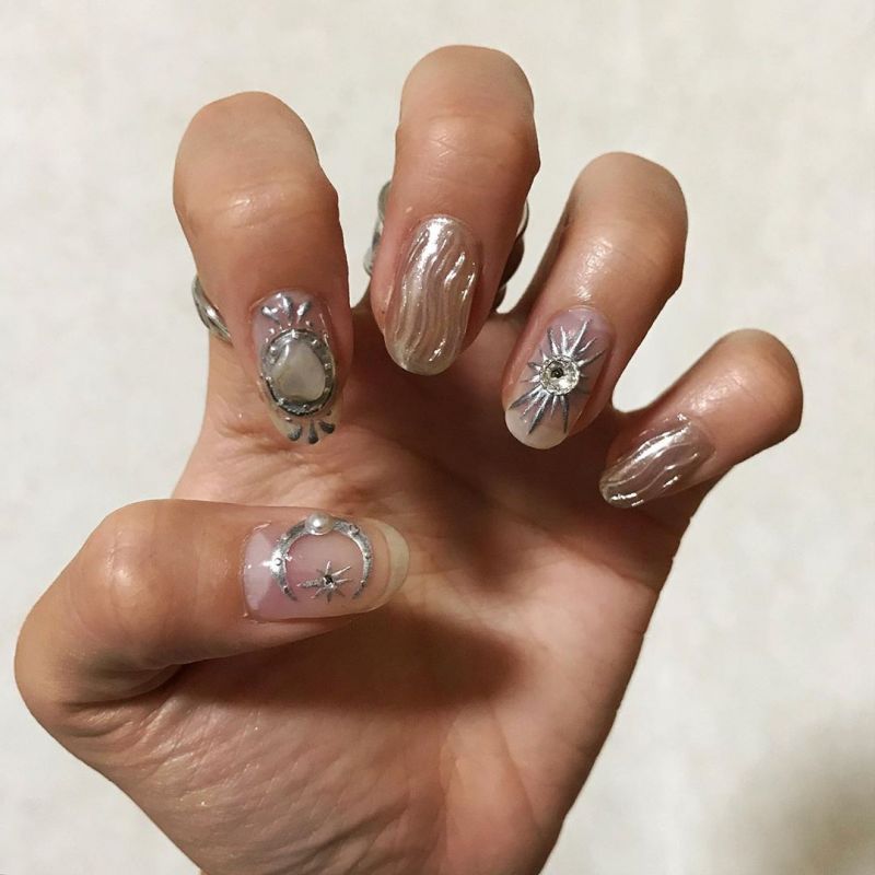 51 Trendy Moon Nail Art Designs You Need To Try