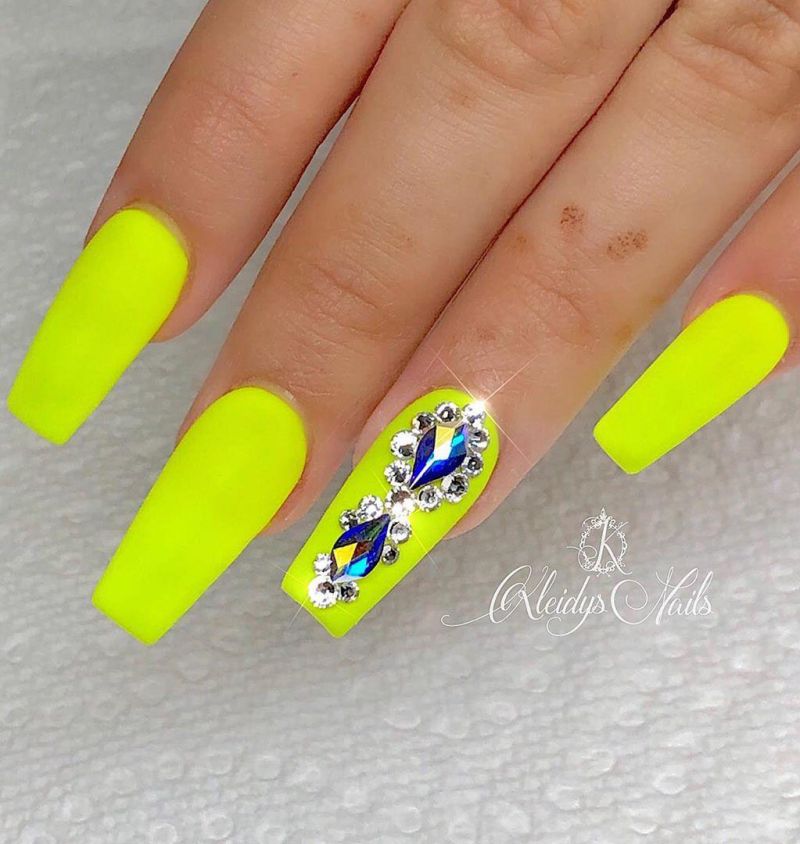 60 Pretty Yellow Acrylic Coffin Nails to Express Your Personality