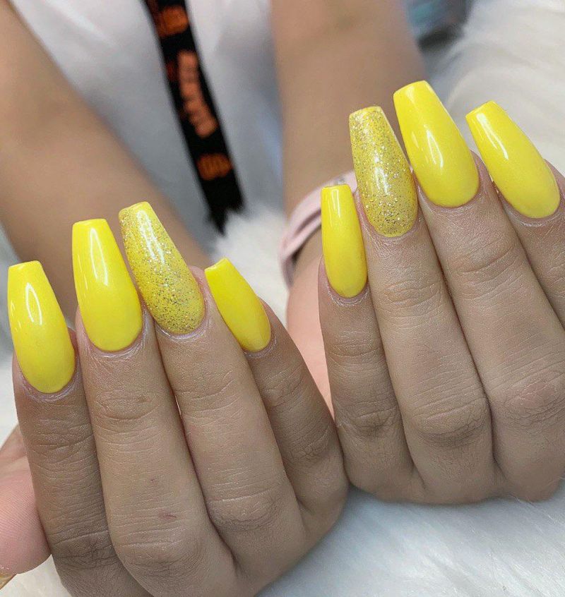 60 Pretty Yellow Acrylic Coffin Nails to Express Your Personality