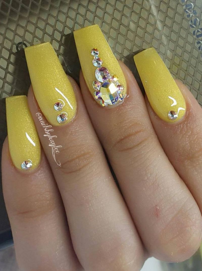 60 Pretty Yellow Acrylic Coffin Nails to Express Your Personality