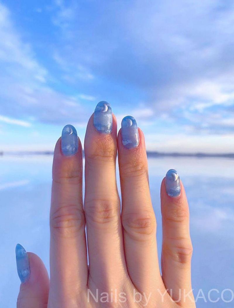 51 Trendy Moon Nail Art Designs You Need To Try