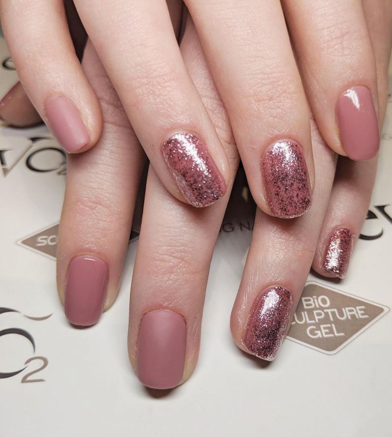 50 Classic Dusty Rose Nails to Fall In Love With