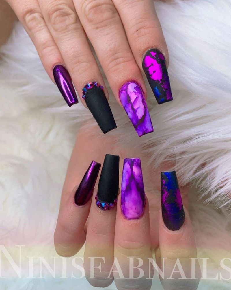 50 Trendy Purple Marble Nails You Must Try