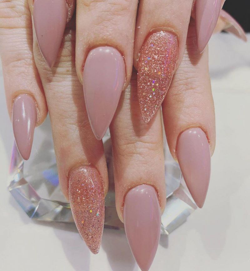 50 Classic Dusty Rose Nails to Fall In Love With