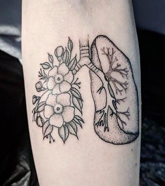 50 Creative Anatomical Lung Tattoos Give You Energy