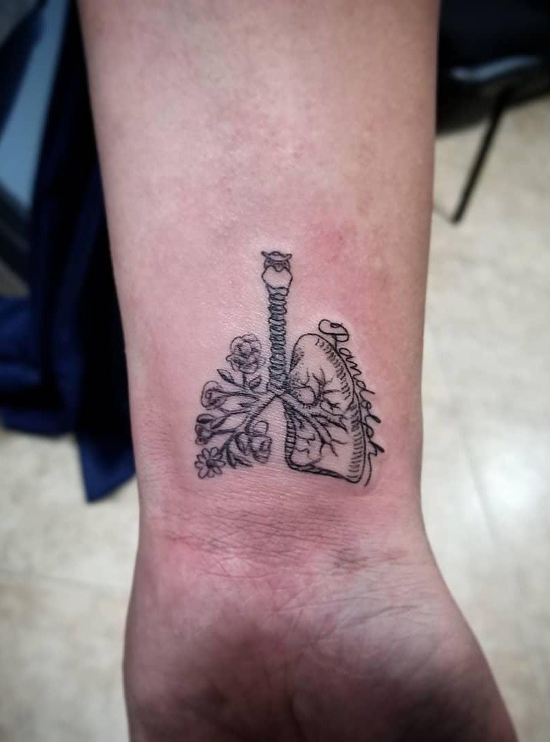 50 Creative Anatomical Lung Tattoos Give You Energy