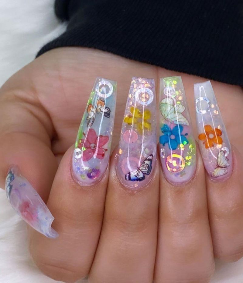 55 Trendy Butterfly Nail Art Designs for Spring