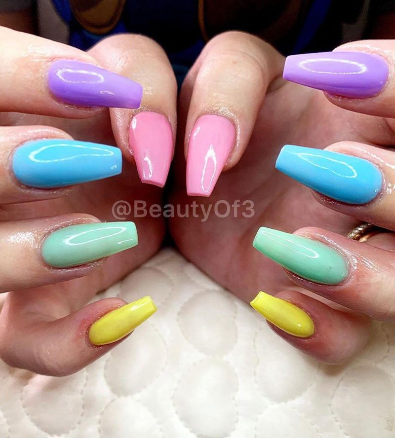 55 Elegant Multicolor Nails for Spring You Will Love