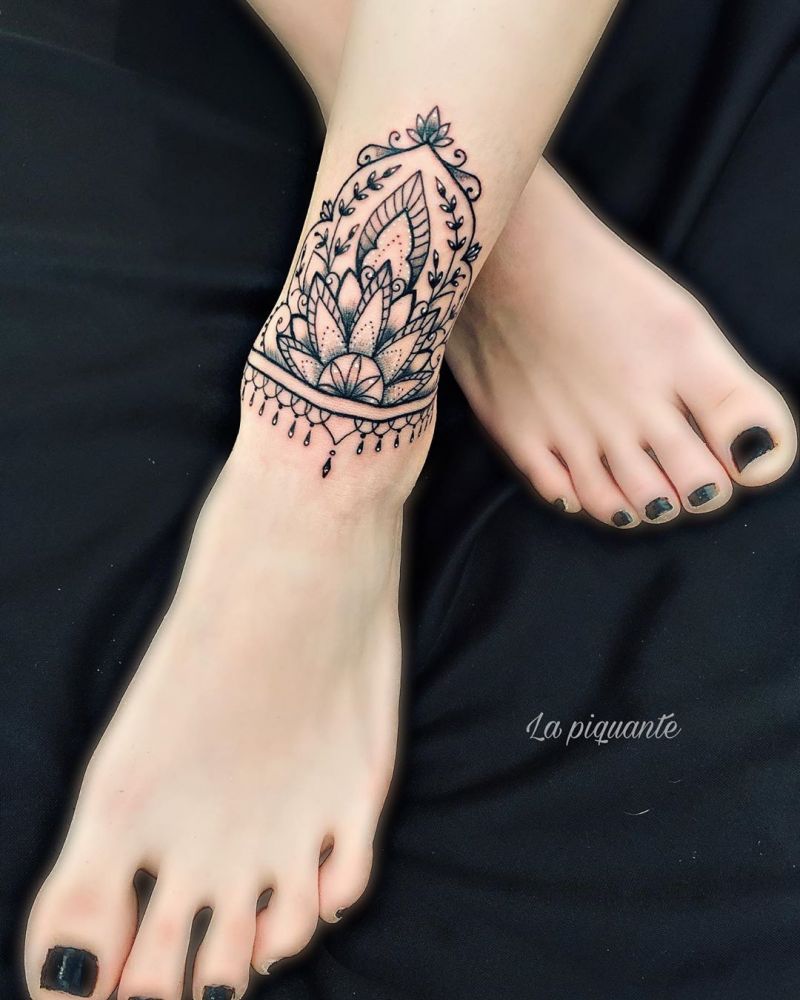 30 Pretty Mandala Tattoos You Will Love