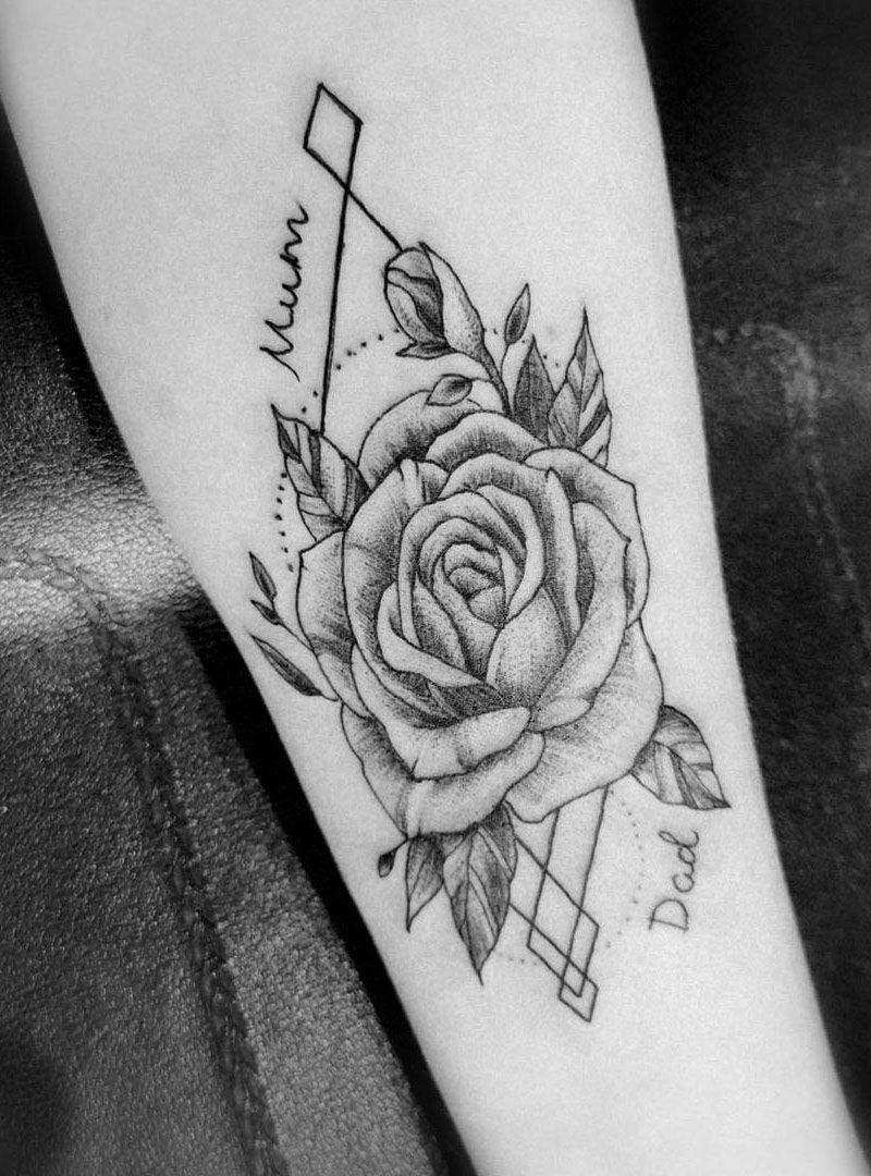 30 Pretty Geometric Tattoos to Inspire You