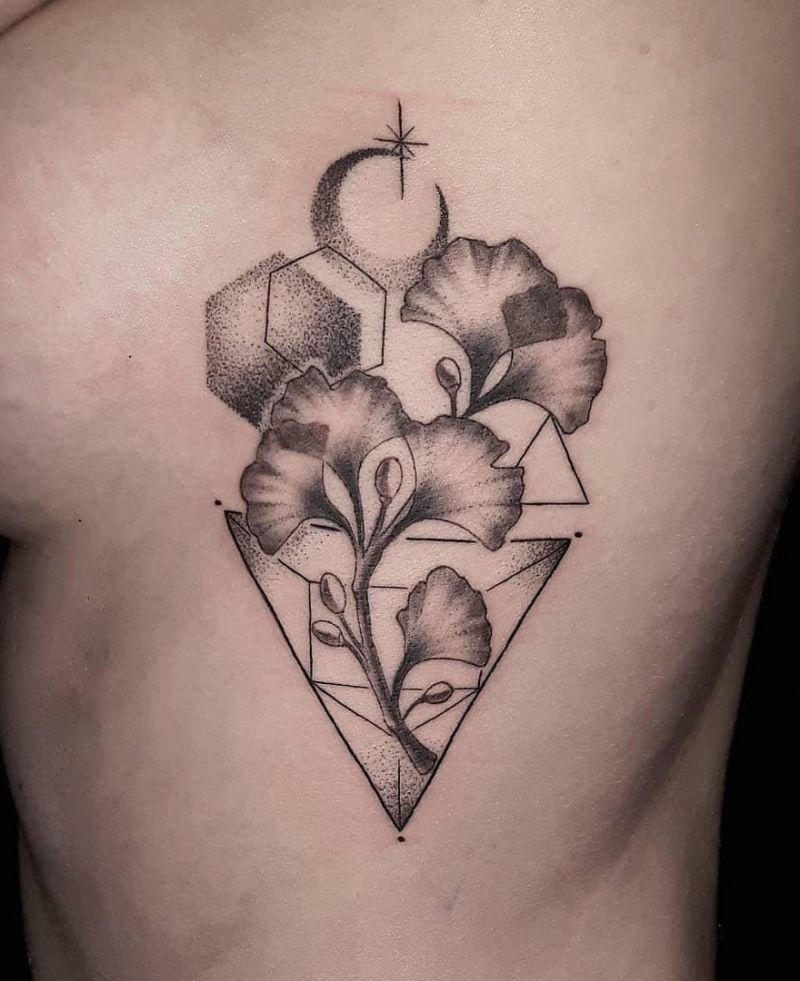 30 Pretty Geometric Tattoos to Inspire You