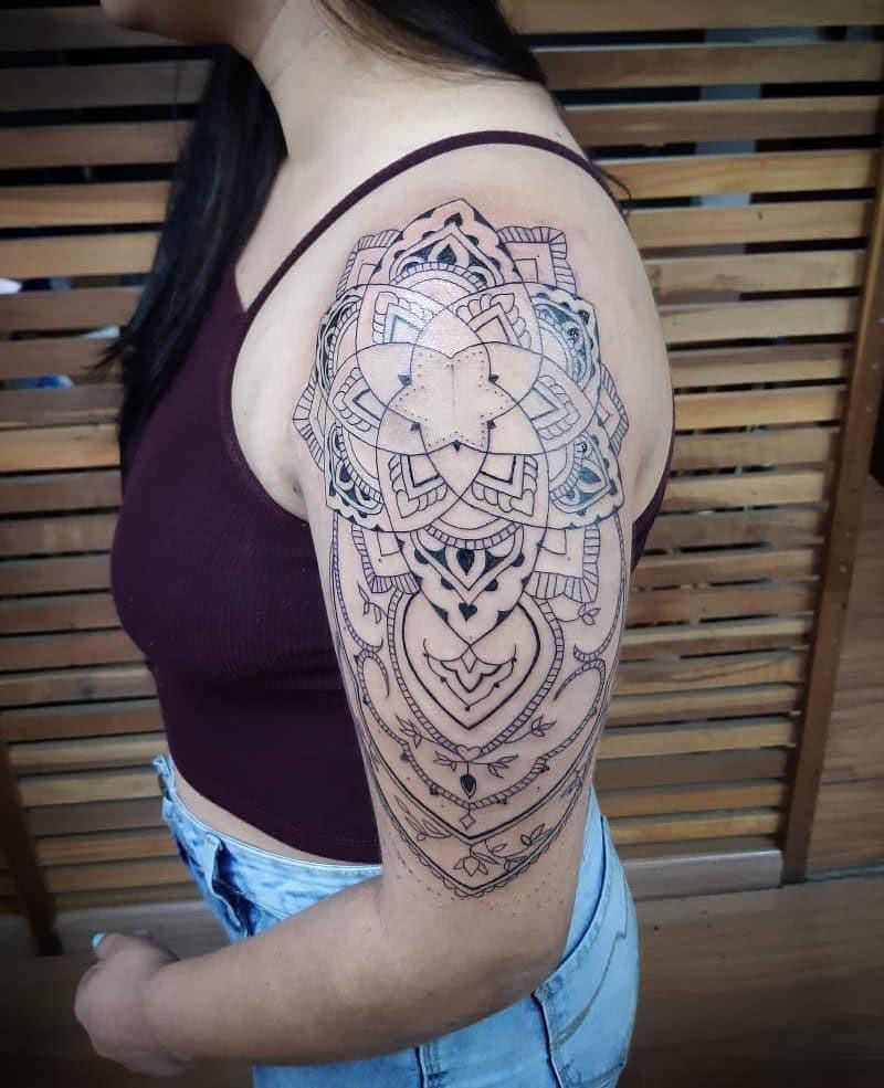 30 Pretty Mandala Tattoos You Will Love