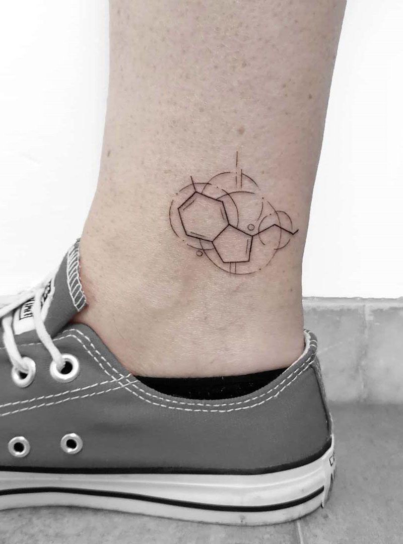 30 Pretty Geometric Tattoos to Inspire You