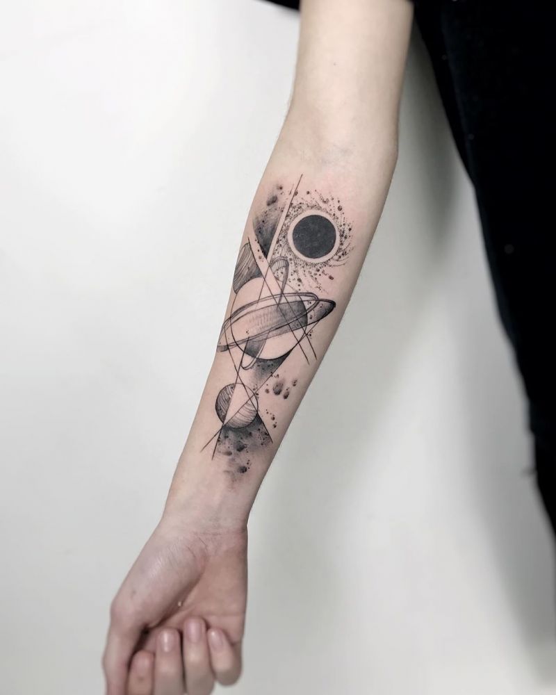 30 Pretty Geometric Tattoos to Inspire You