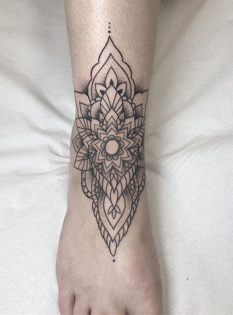 30 Pretty Mandala Tattoos You Will Love