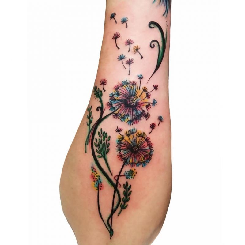 30 Pretty Dandelion Tattoos You Will Love to Try