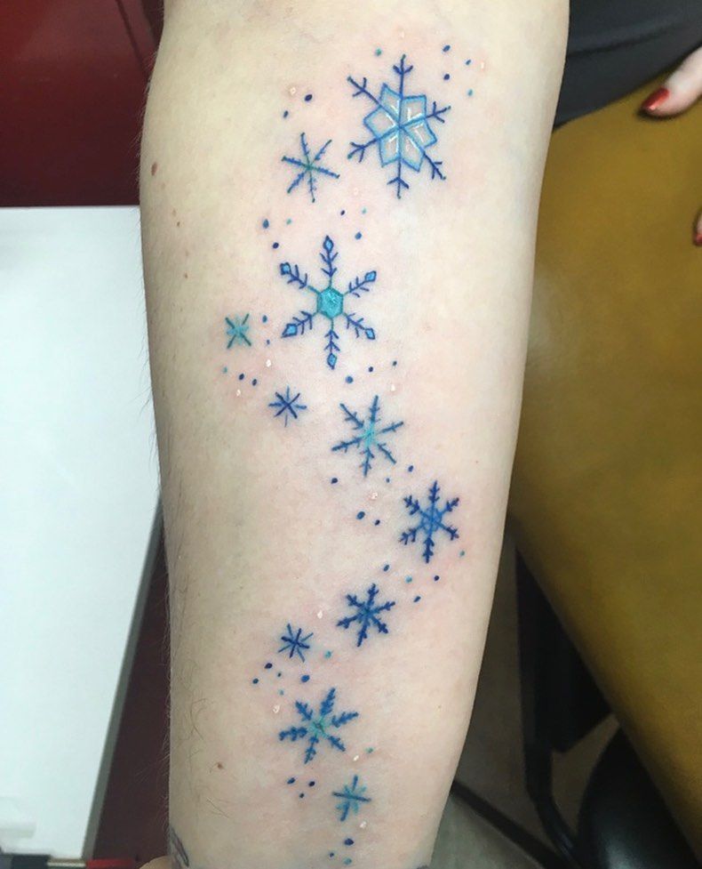 30 Pure Snowflake Tattoos Make You Beautiful Forever