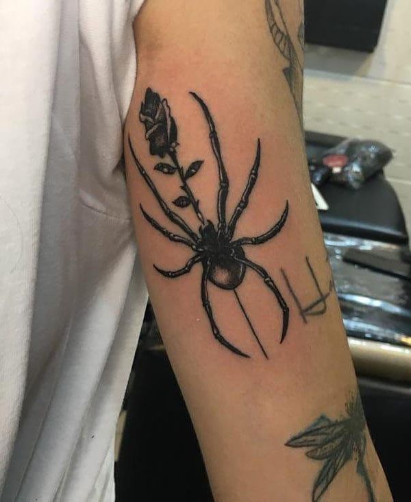 30 Great Spider Tattoos You Want to Try