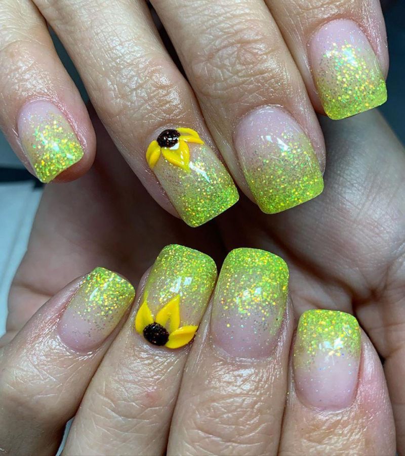 Trendy Sunflower Nail Art Designs for Summer