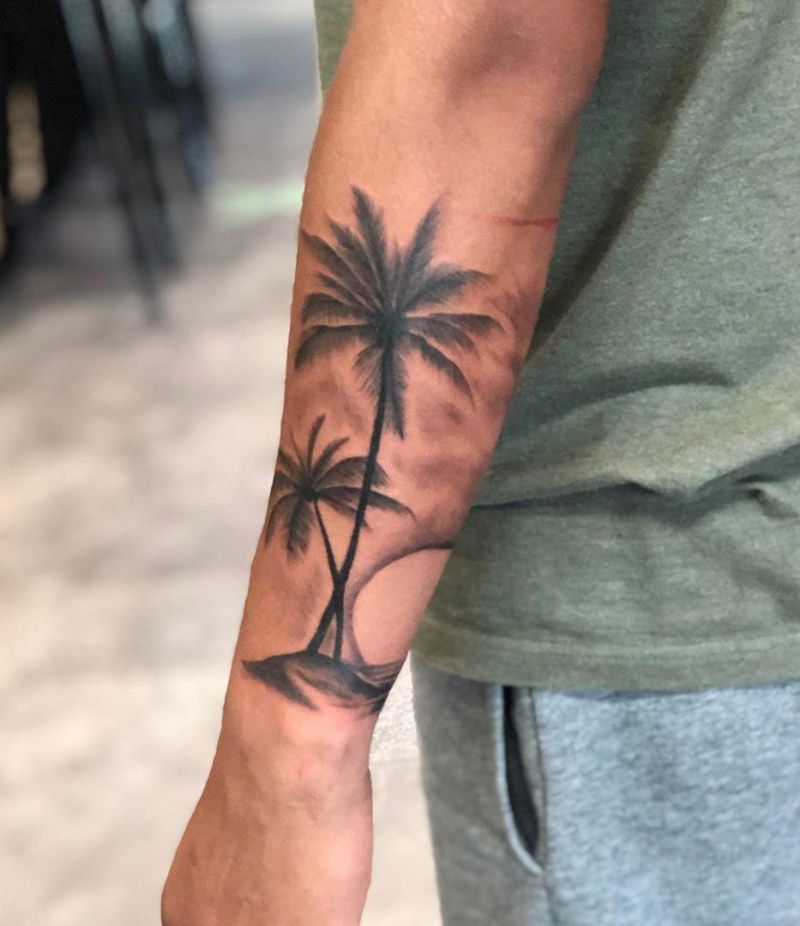 Pretty Palm Tree Tattoos will Make You Want to Try