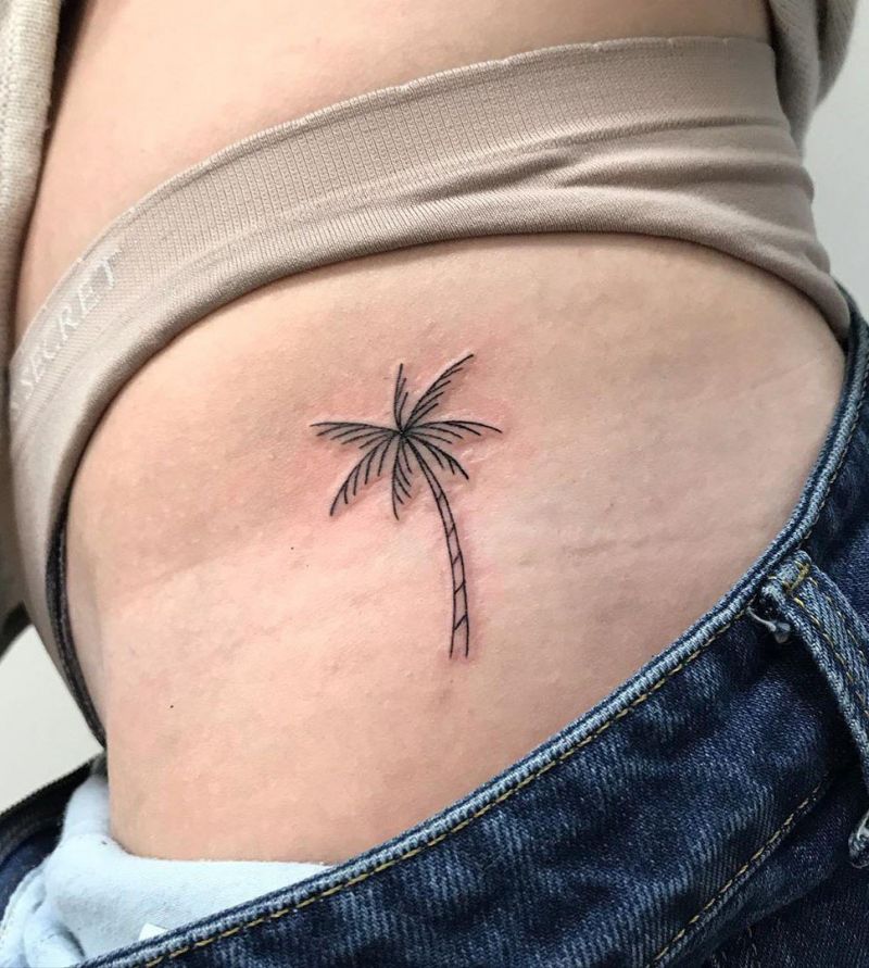 Pretty Palm Tree Tattoos will Make You Want to Try