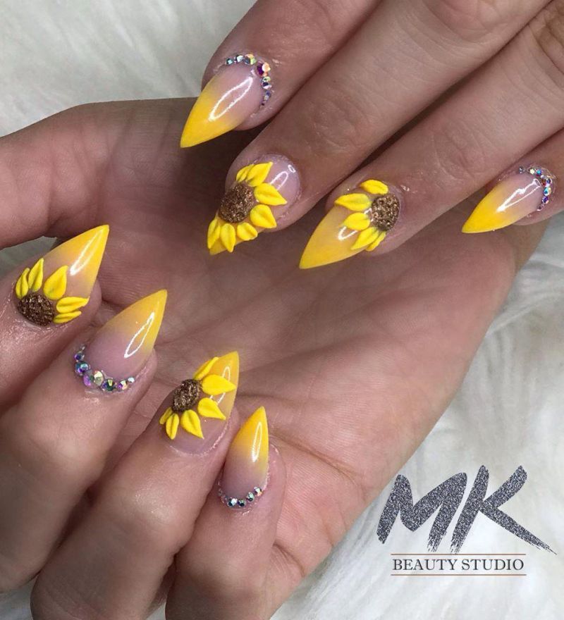 Trendy Sunflower Nail Art Designs for Summer