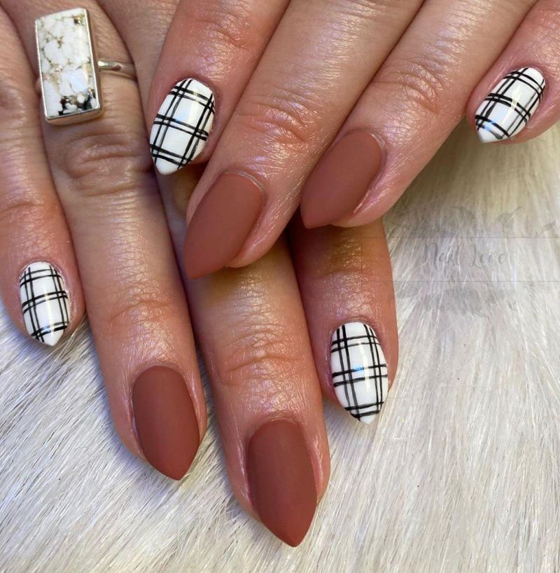 Trendy Summer Nail Designs You Have to Try