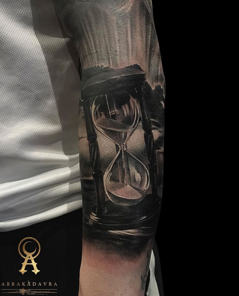 Wonderful Hourglass Tattoos Let You Know How to Cherish Time