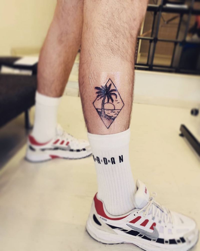 Pretty Palm Tree Tattoos will Make You Want to Try