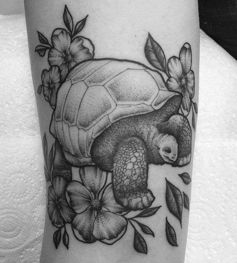 Pretty Tortoise Tattoos Hope to Bring You Luck