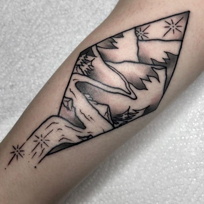 Pretty Hiking Tattoos Inspire You to Go Hiking