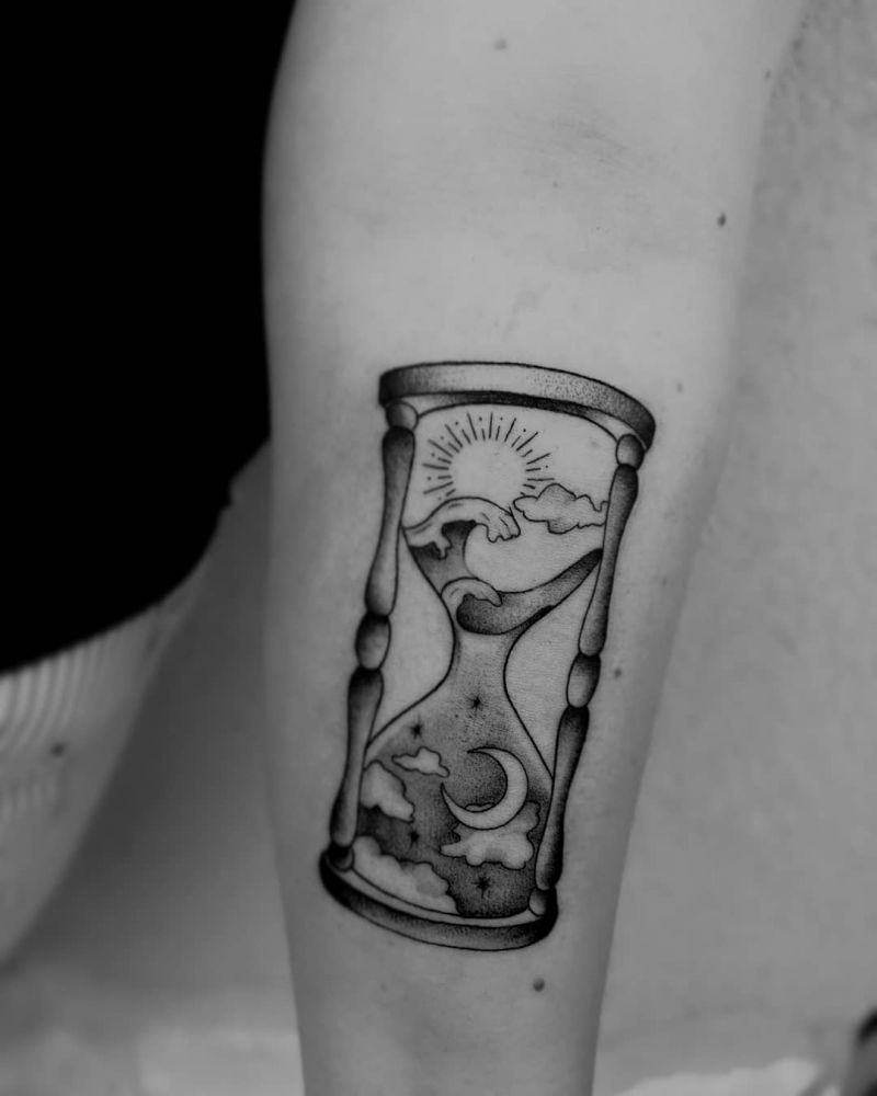 Wonderful Hourglass Tattoos Let You Know How to Cherish Time