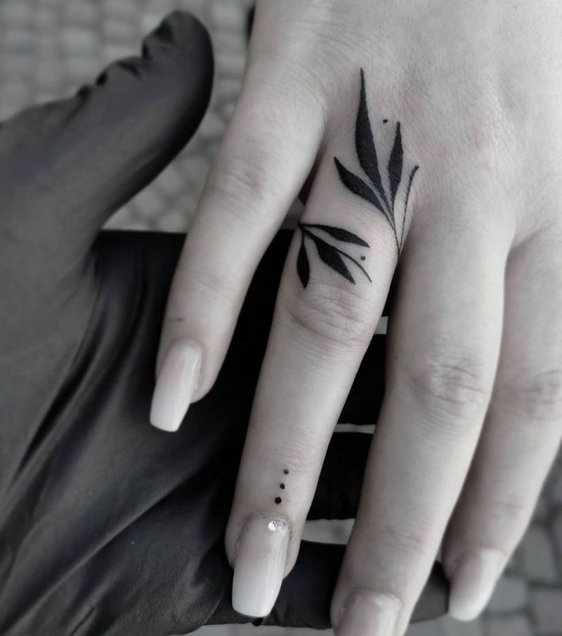 Pretty Leaf Tattoos Make You Elegant and Beautiful