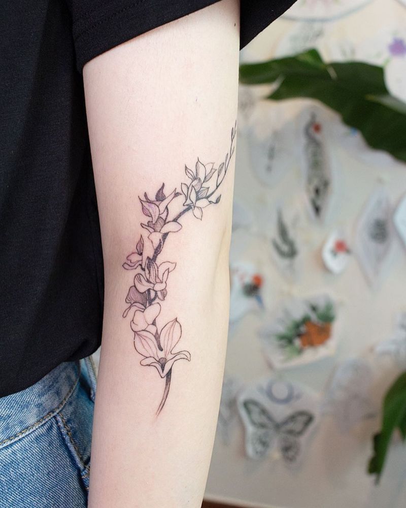 Pretty Orchid Tattoos that Can Enhance Your Temperament