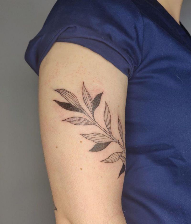 Pretty Leaf Tattoos Make You Elegant and Beautiful