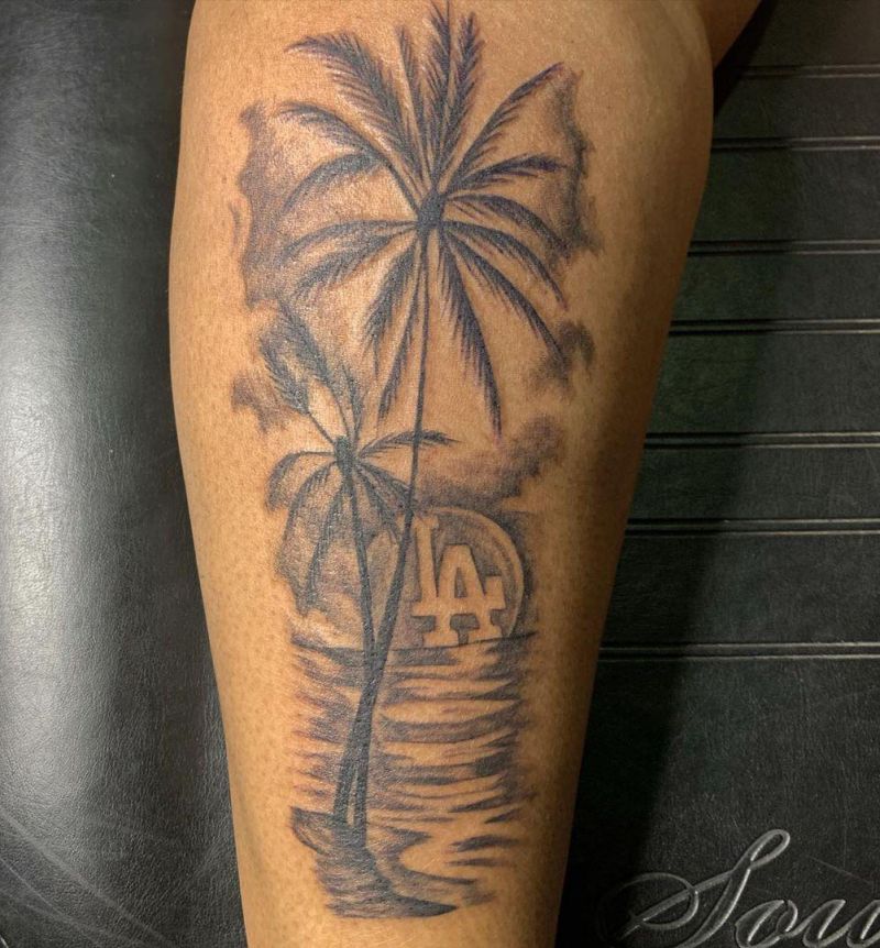 Pretty Palm Tree Tattoos will Make You Want to Try