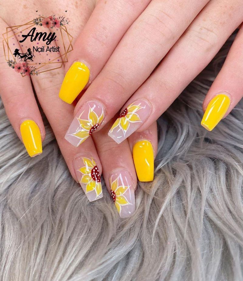 Trendy Sunflower Nail Art Designs for Summer