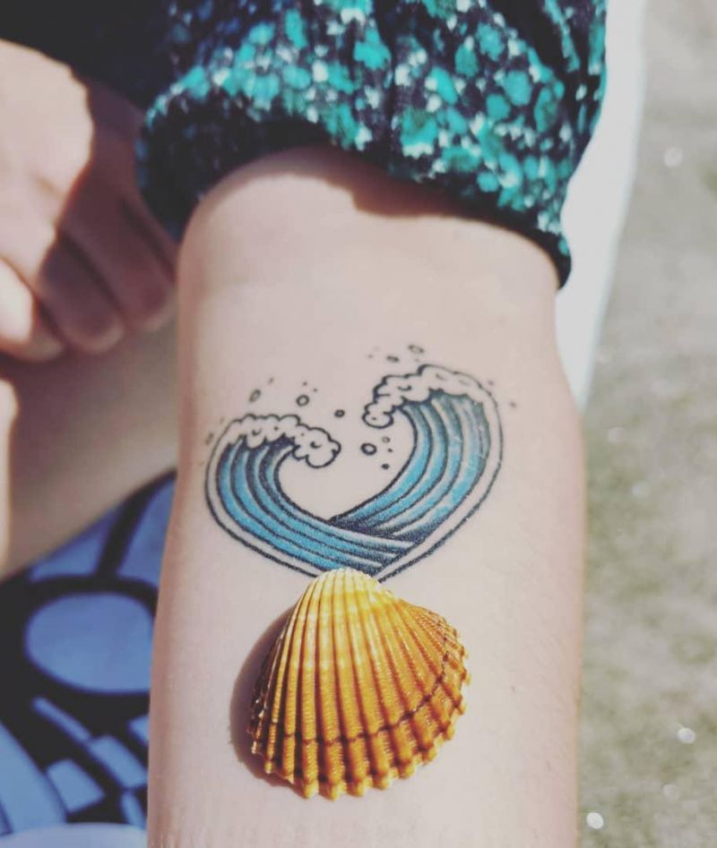 Pretty Wave Tattoos That Give You an Unexpected Feeling