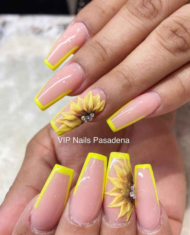 Trendy Sunflower Nail Art Designs for Summer