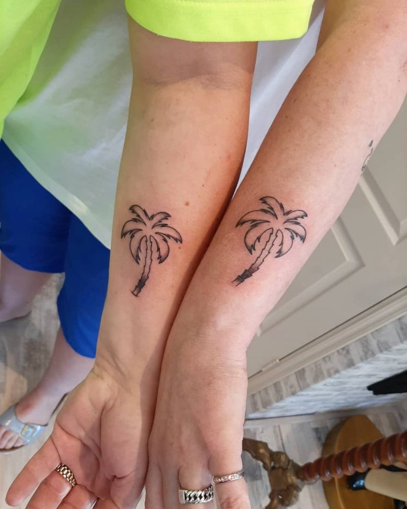 Pretty Palm Tree Tattoos will Make You Want to Try