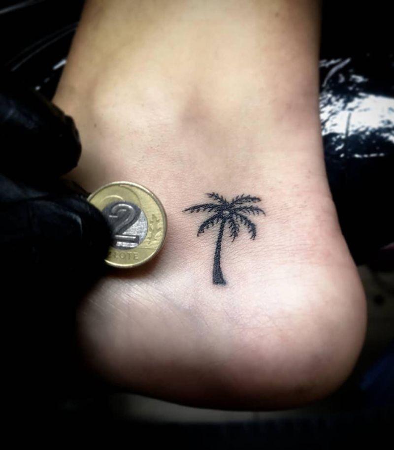 Pretty Palm Tree Tattoos will Make You Want to Try