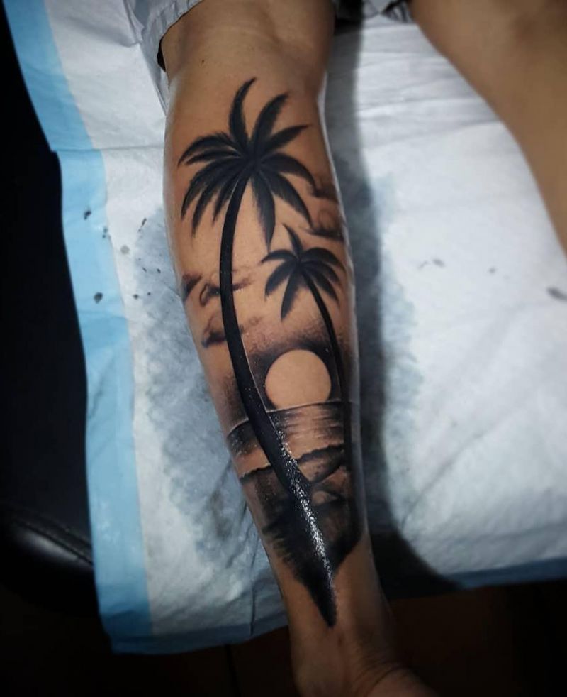 Pretty Palm Tree Tattoos will Make You Want to Try