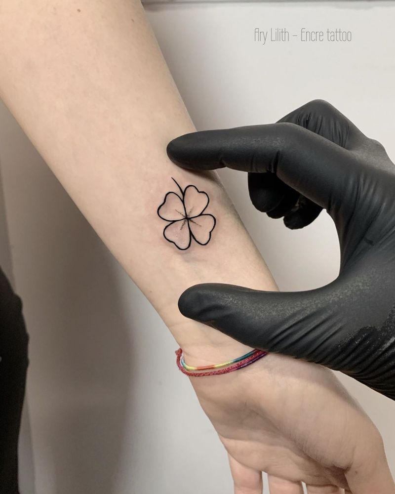 30 Pretty Four Leaf Clover Tattoos to Witness Your Love