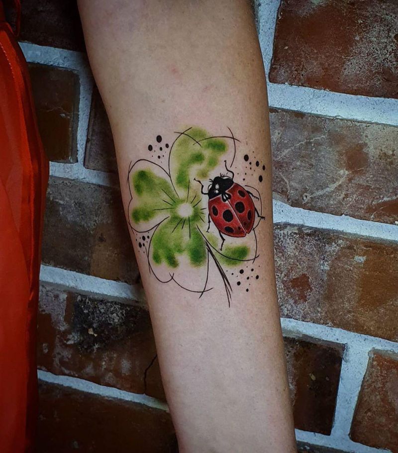 30 Pretty Four Leaf Clover Tattoos to Witness Your Love