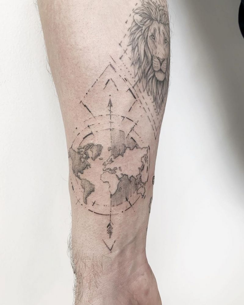 30 Pretty Map Tattoos Make You Want to Go Abroad