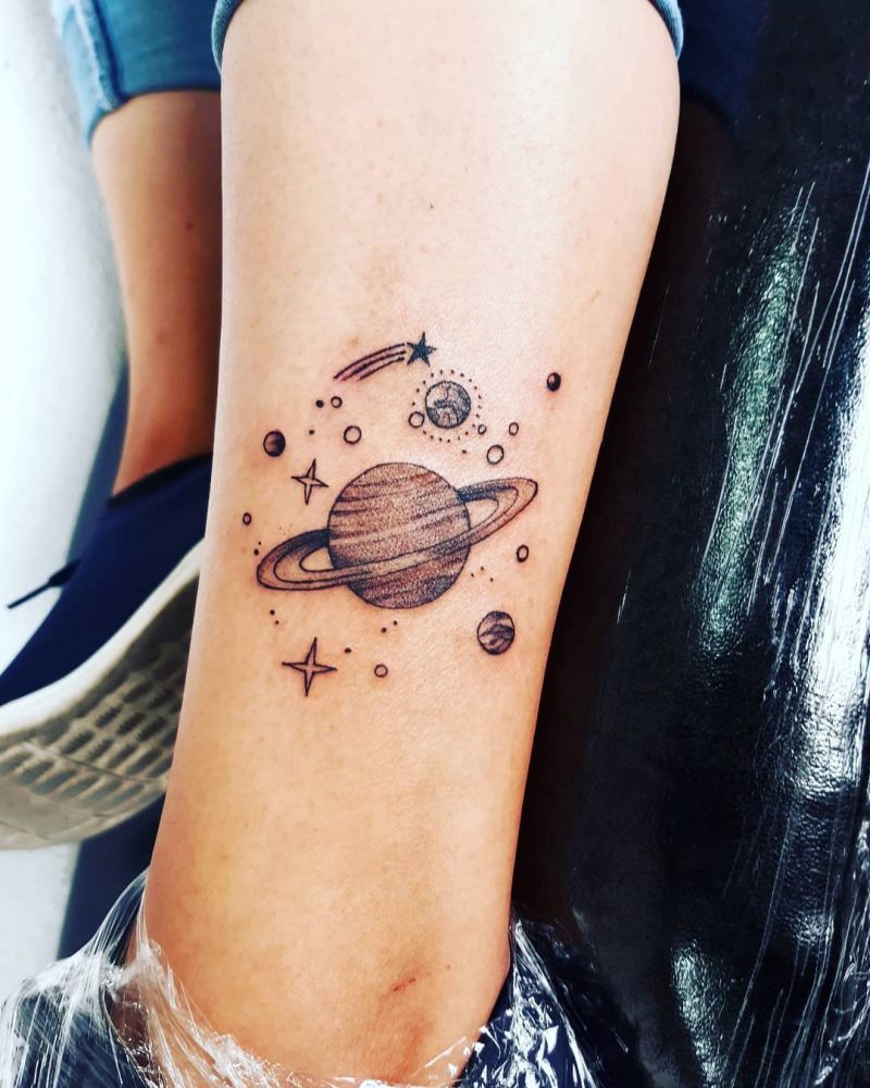 Pretty Saturn Tattoos for You to Enjoy